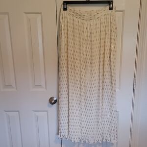 Express Cream Maxi Skirt with Gold Accents